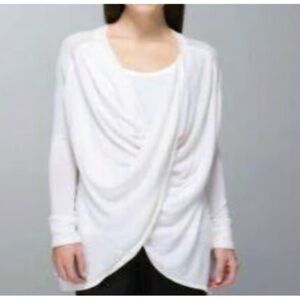 Lululemon cream twist & wrap knit sweater w cabin cottage lounge vibe